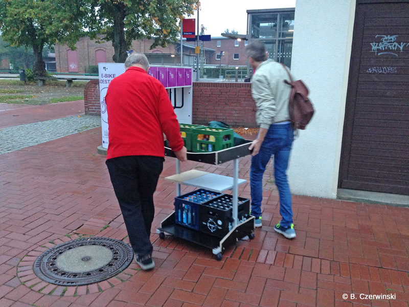 Thomas' Servierwagen im Anrollen